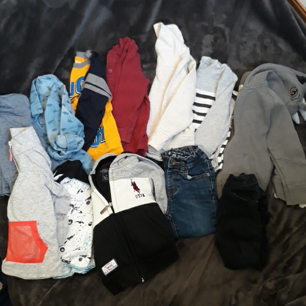 Lot 2t long sleeves and jeans